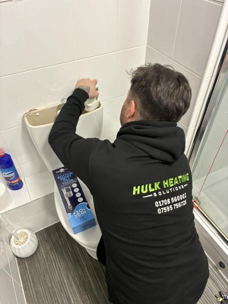 Emergency boiler diagnosis and central heating repair in Billericay CM12 - Hulk Heating Solutions